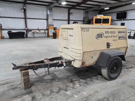 Ingersoll Rand P250 Towable Air Compressor