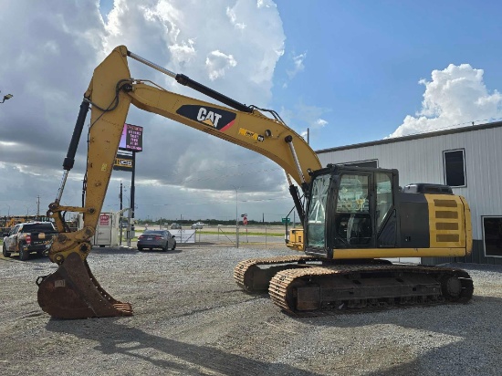 2017 Caterpillar 320FL Hydraulic Excavator