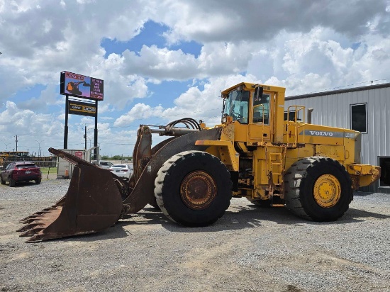 2000 Volvo L330D Wheel Loader