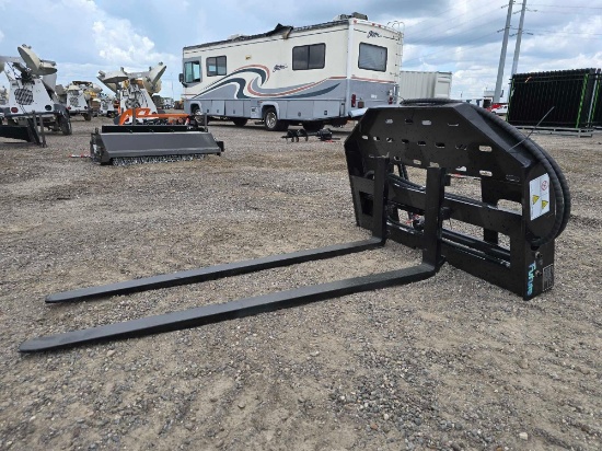 NEW/UNUSED 2025 FUTURE Mini Skid Steer Forks