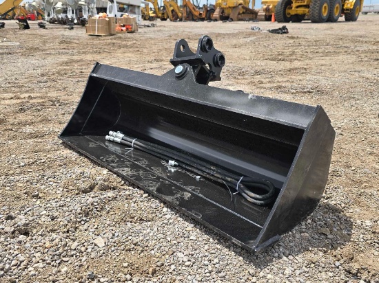 NEW/UNUSED 2025 FUTURE 40 Inch Tilting Excavator Bucket