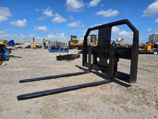 NEW/UNUSED 2025 FUTURE FT-FR47C Skid Steer Forks
