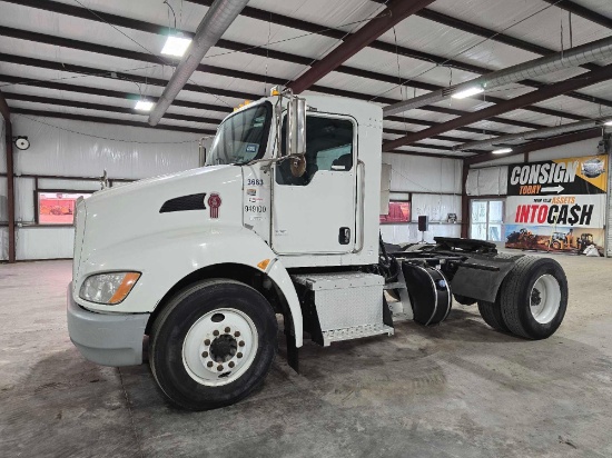 2016 Kenworth T370 Day Cab Truck