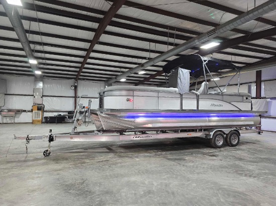 2022 Manitou 25 OASIS RF SHP 373 Boat