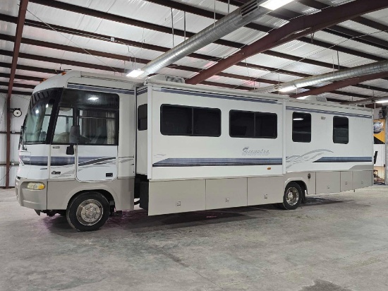 2003 Winnebago Industries 1FF36M Motor Home