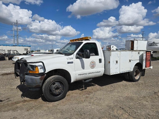 2001 Ford F450 Service Truck