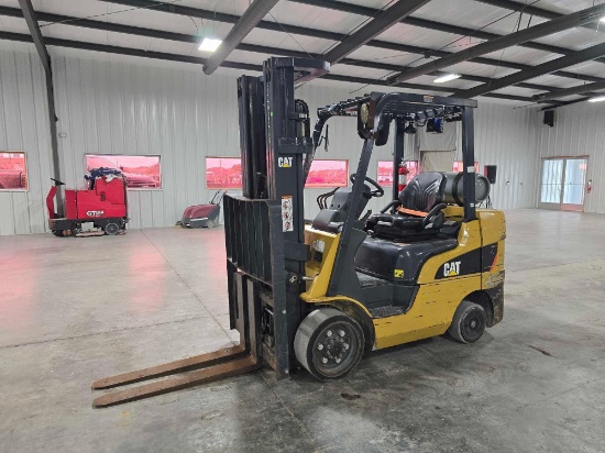 2021 Caterpillar 2C6000 LPG Forklift