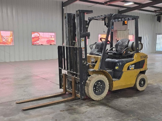 2019 Caterpillar GP25N Straight Mast Forklift