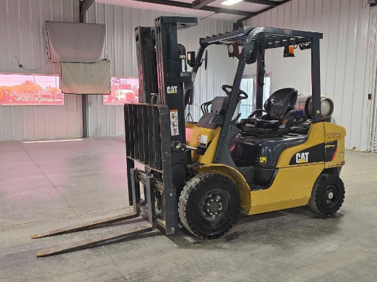 2021 Caterpillar GP25N Straight Mast Forklift