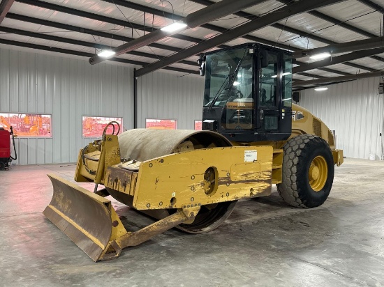 2012 Caterpillar CS64Smooth Drum Compactor