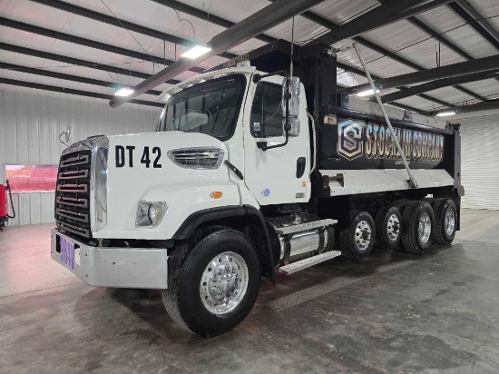 2019 Freightliner 108SD Quad-axle Dump Truck