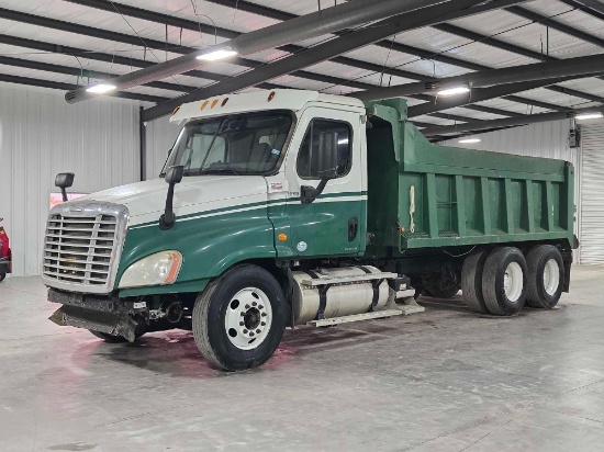 2009Freightliner Cascadia 125 Dump Truck