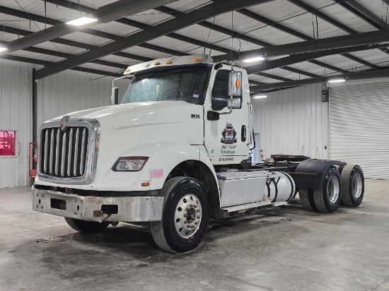 2022 International HX620 Day Cab Truck Tractor