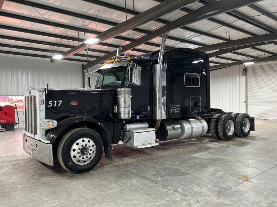 2017 Peterbilt 389 Sleeper Truck Tractor