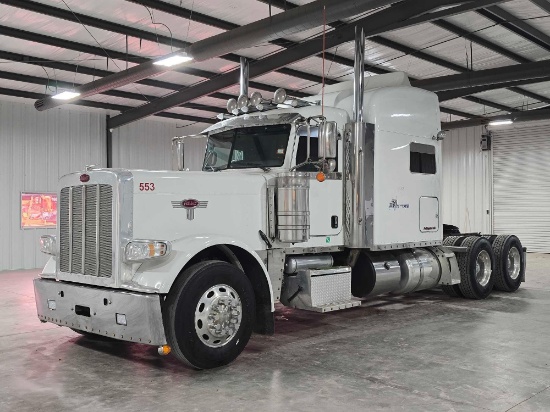 2015 Peterbilt 389 Sleeper Truck Tractor