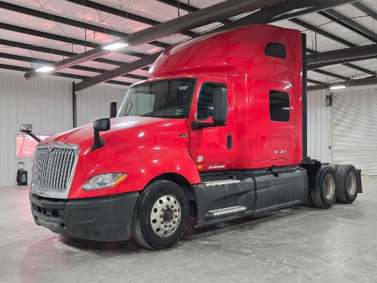 2018 International LT625 Sleeper Truck Tractor