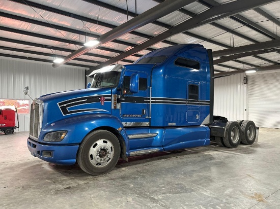 2011 Kenworth T660 Sleeper Truck Tractor