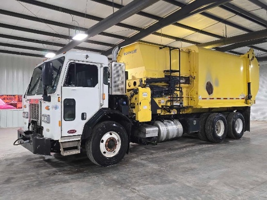 2018 Peterbilt 320 Garbage Truck