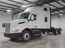 NEW/UNUSED 2024 Peterbilt 579 Sleeper Truck Tractor