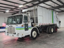 1995 WhiteGMC Garbage Truck