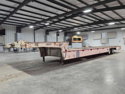 2004 Trail King TK70HT-482 48 Foot Step Deck Hydraulic Tail Trailer