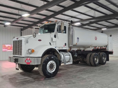 2005 Peterbilt 357 Fuel Tank Truck