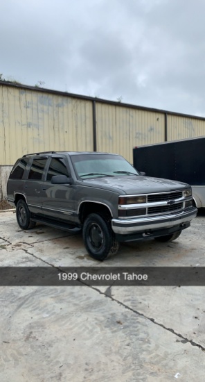 1999 Chevrolet Tahoe 250,664 miles VIN 2995