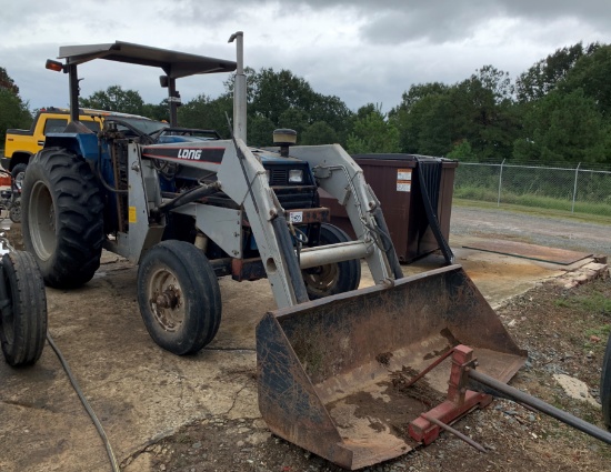 Long 2510 Tractor with Loader 1479 hrs