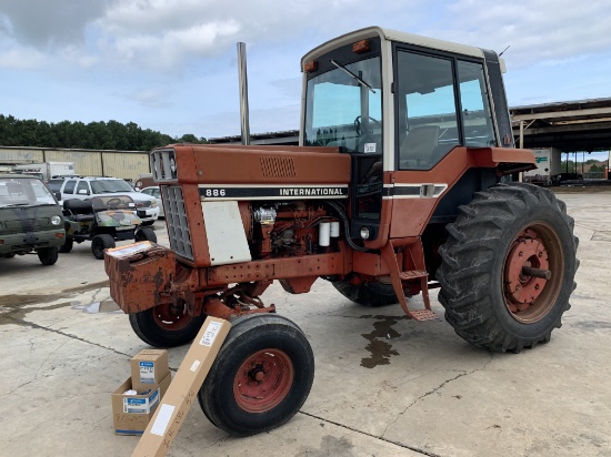 International 886 Tractor 4674 hrs