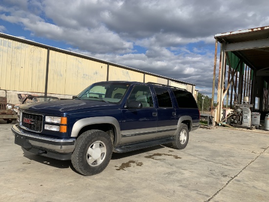 1999 GMC Suburban 4x4 VIN 5687