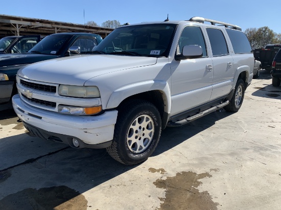 2004 Chevrolet Suburban Z71 VIN 0472