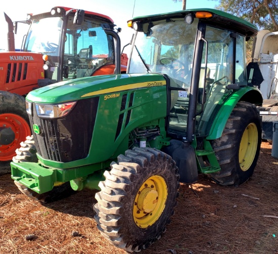 John Deere 5085M 4x4