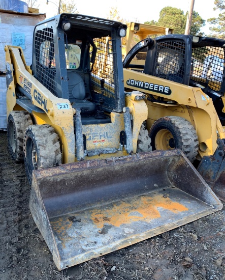 GEHL R150 Skid Steer