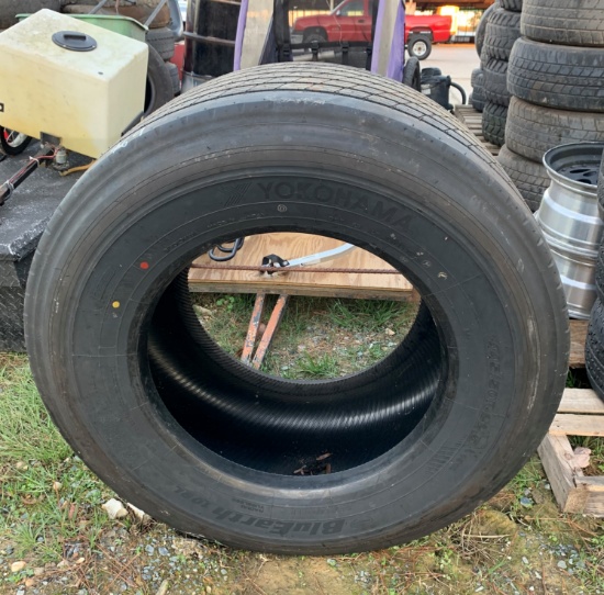 (1) Tire 445-50R 22.5