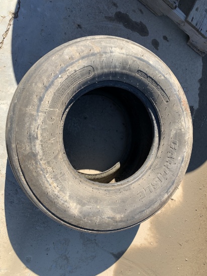 Carlisle 31x13.5-15 Implement Tire