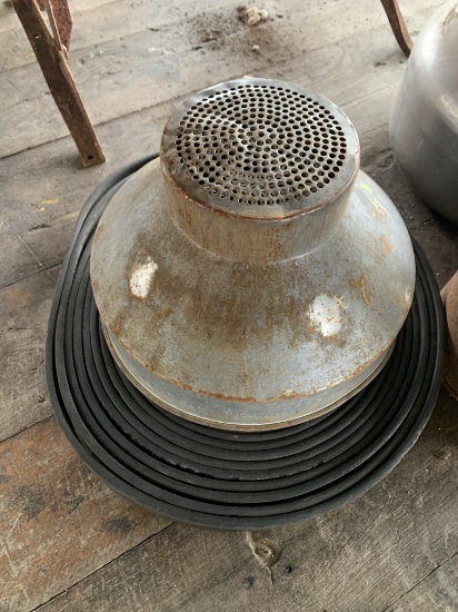 Stainless Steel Milker, Leather belt, 2 Metal Cans