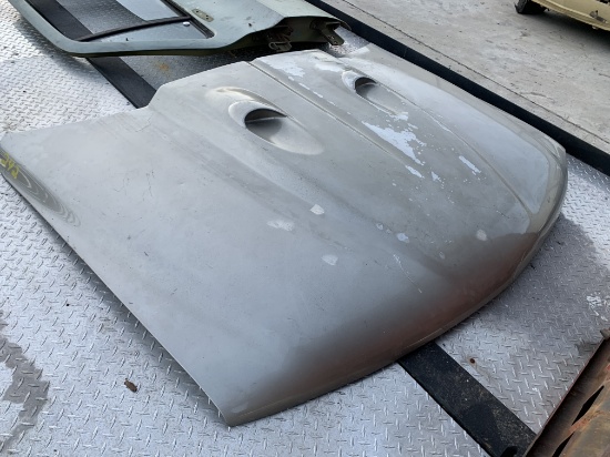 Custom Auto Hood