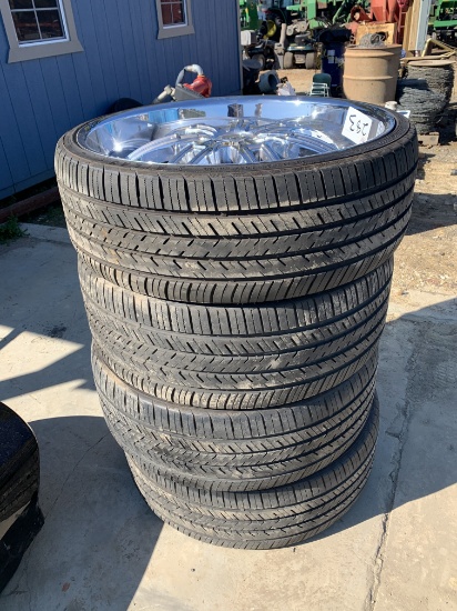 (4) VCT wheels and Force Tires 295-25R28 LIKE NEW!