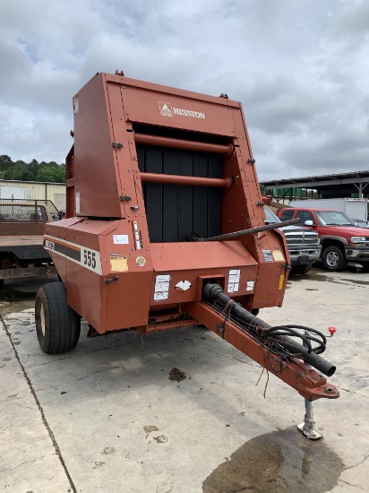 Hesston 555 Round Baler