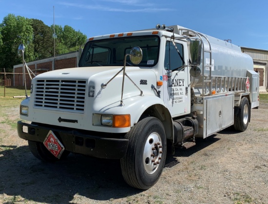 1996 International Oil Truck VIN 3876