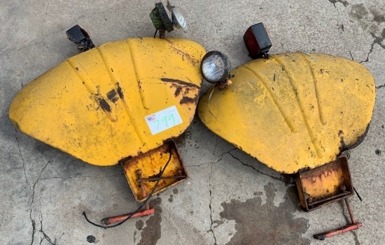 (2) Clam Shell Fenders