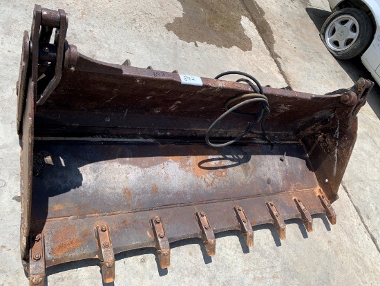 78" Skid steer Combination Bucket with Teeth