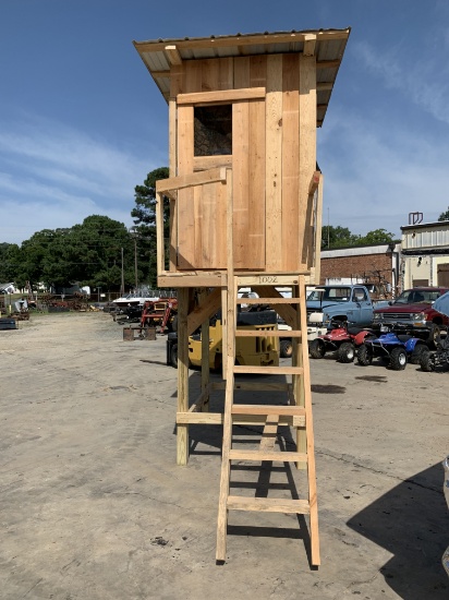 Deer Stand  53 x 62 plus landing 13ft Tall