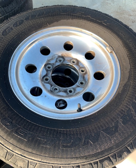 Set of 4 Aluminum 8 Lug Wheels