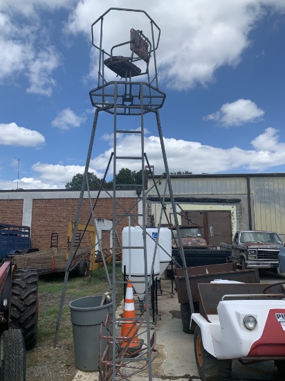12 ft Tripod Deer Stand