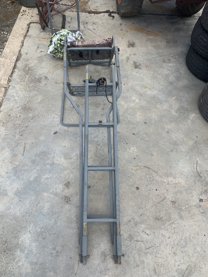12ft Ladder Deer Stand