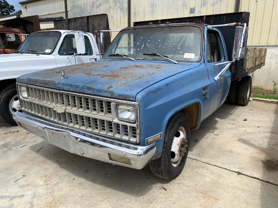 1982 Chevrolet C30 Dump Bed VIN 4243