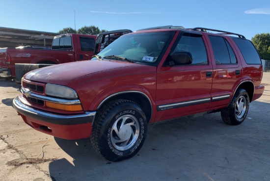 2001 Chevrolet Blazer 4x4 VIN 8689