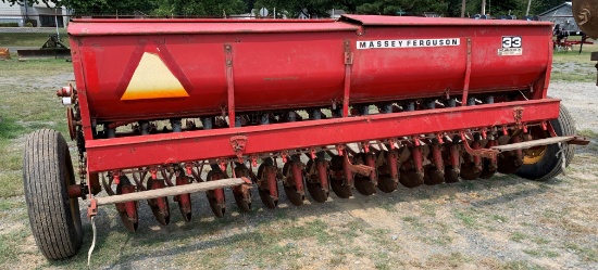 Massey Ferguson 10ft Drill