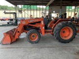 Kubota 3010 4x4 with LA 482 Loader